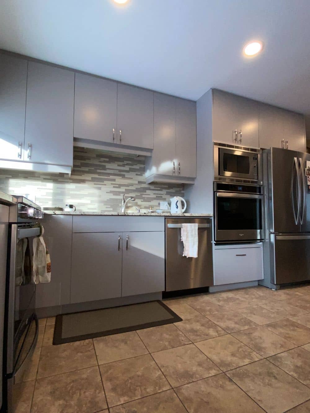 Kitchen Cabinet Repainting for the Winnipeg Area Homeowner Thumbnail