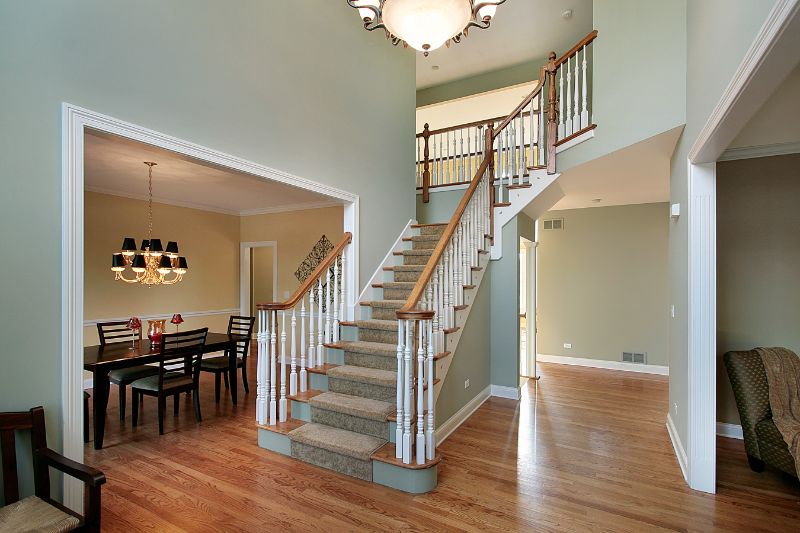 Two story foyer